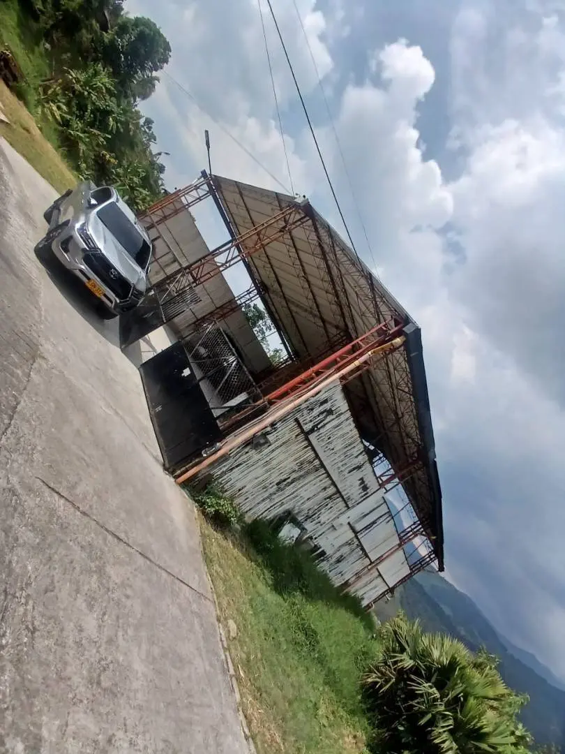Fotografía 3 - Bodega En Primavera 