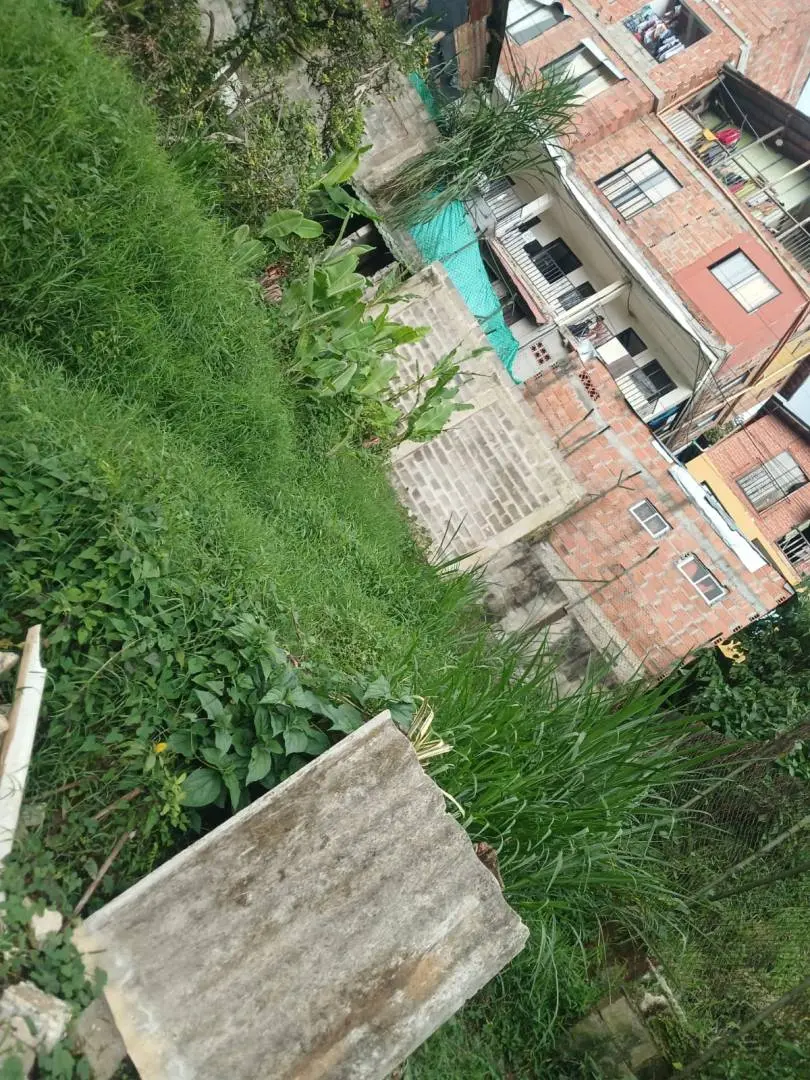 Fotografía 6 - Lote Con 2 Casas Y Bodega