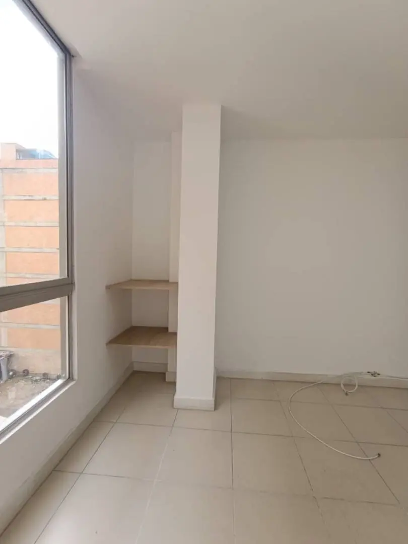 Fotografía 4 - Oficina Comercial 